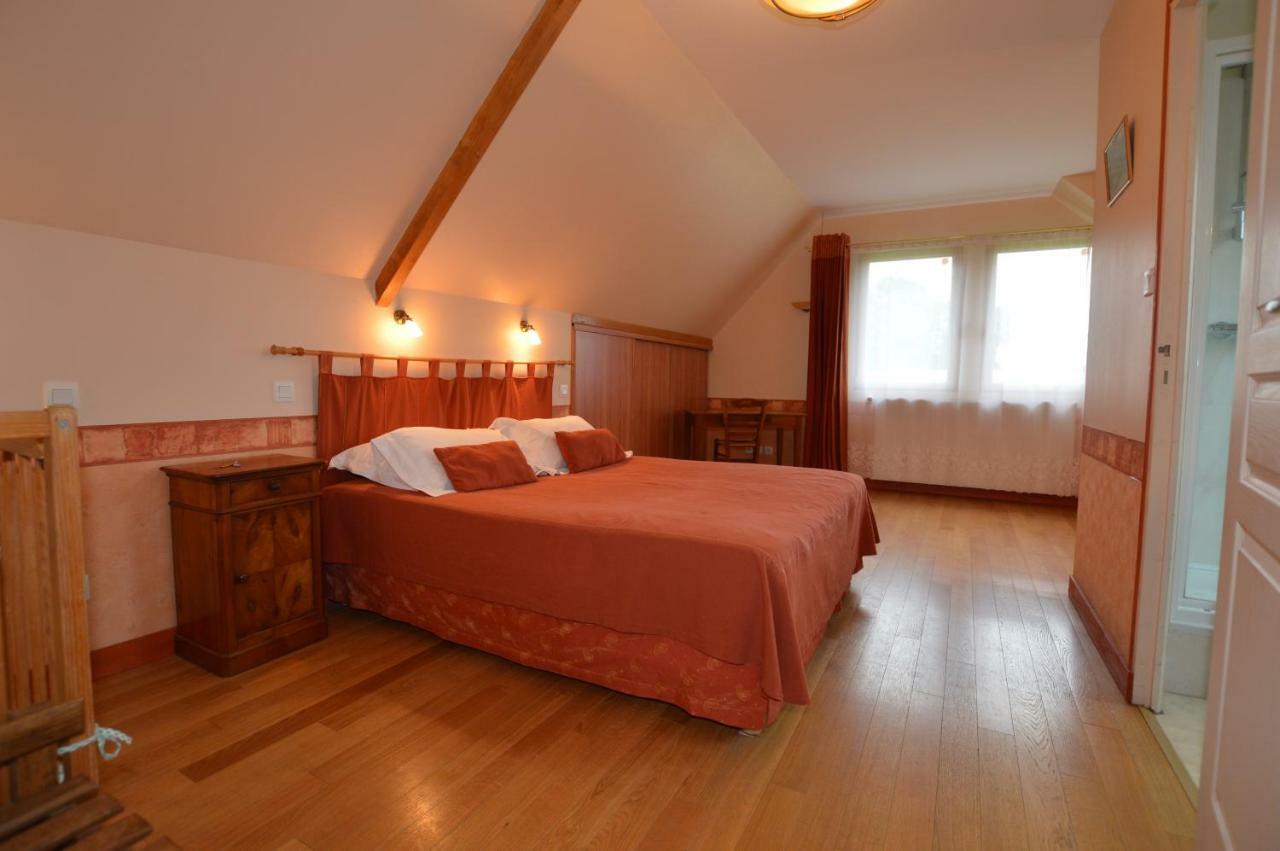 Bed and Breakfast La Roche Saint-Etienne-en-Cogles Exterior foto