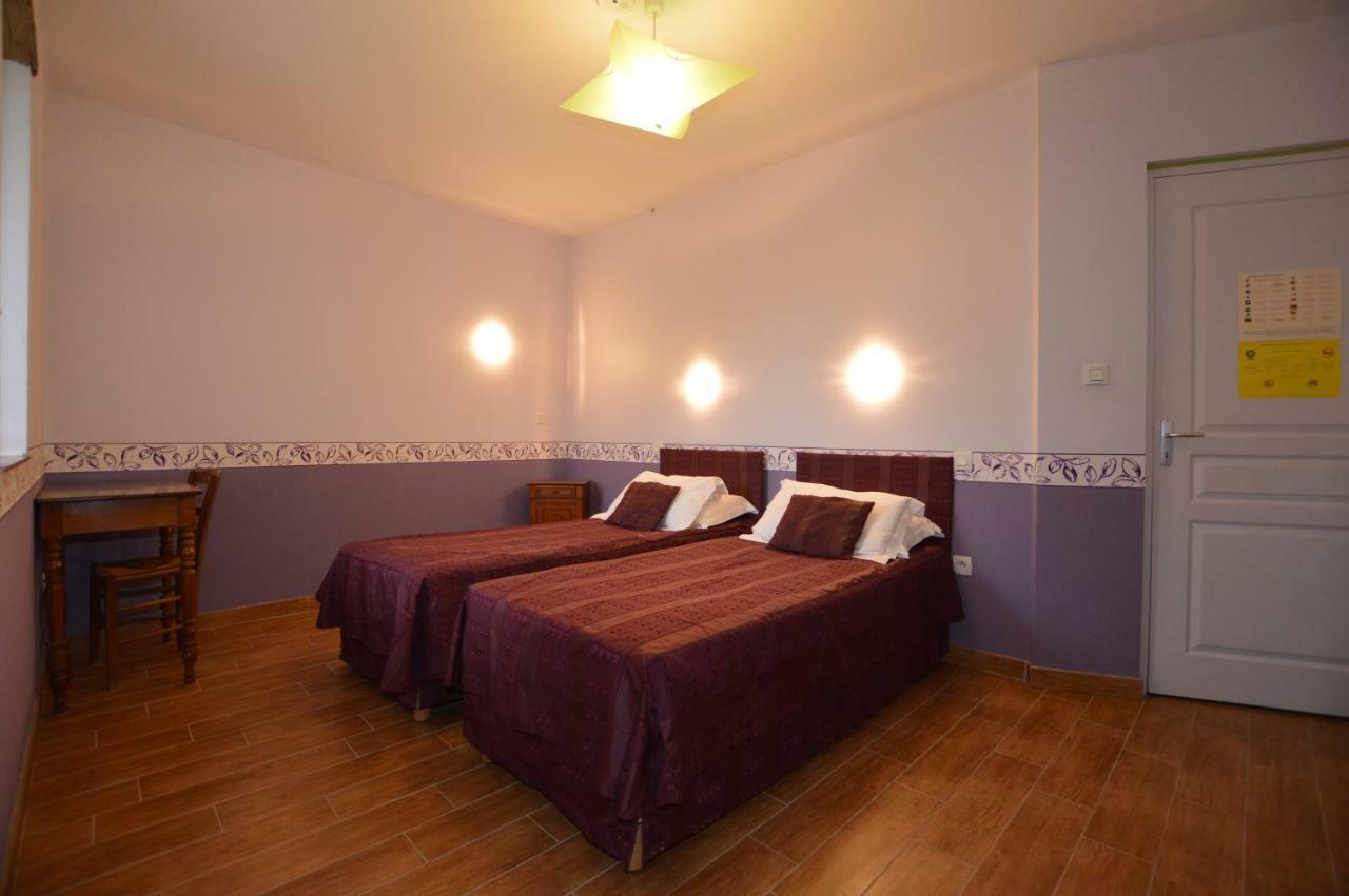 Bed and Breakfast La Roche Saint-Etienne-en-Cogles Exterior foto